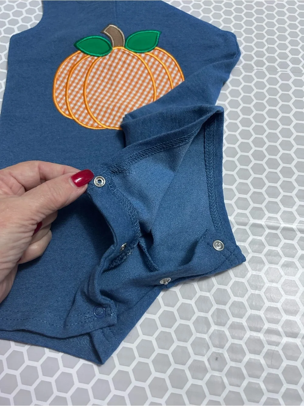 Baby Blue Pumpkin Appliqué Short Sleeve Romper. Size 9M